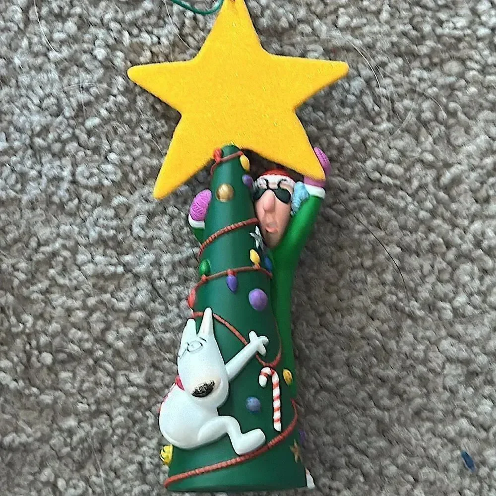 Hallmark Keepsake Ornament “Decorating Maxine Style”